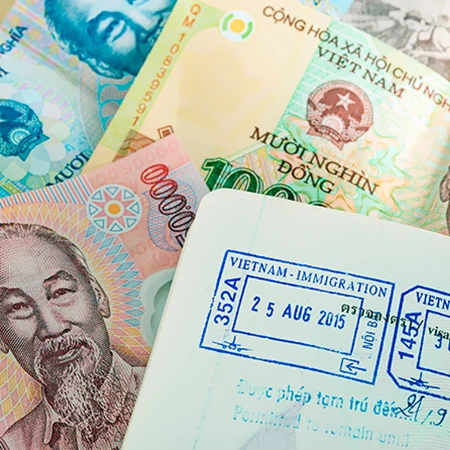 обмен валют, сим-карты, визы