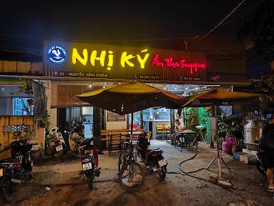 Утка по-пекински Nhi Ky Quan