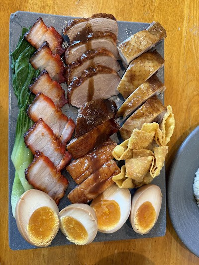 Утка по-пекински Nhi Ky Quan