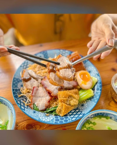 Утка по-пекински Nhi Ky Quan