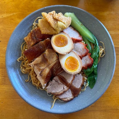 Утка по-пекински Nhi Ky Quan