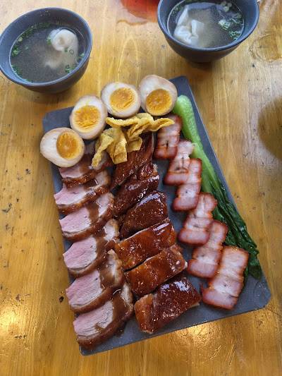 Утка по-пекински Nhi Ky Quan