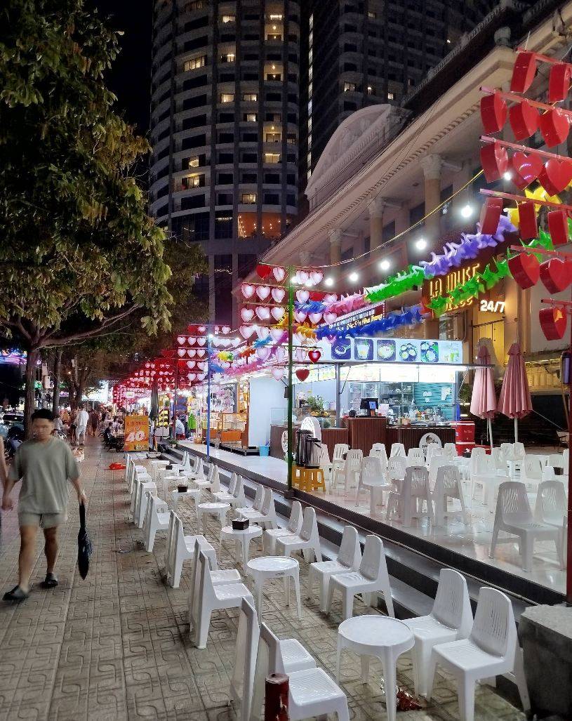 Ночной рынок Nha Trang Night Market