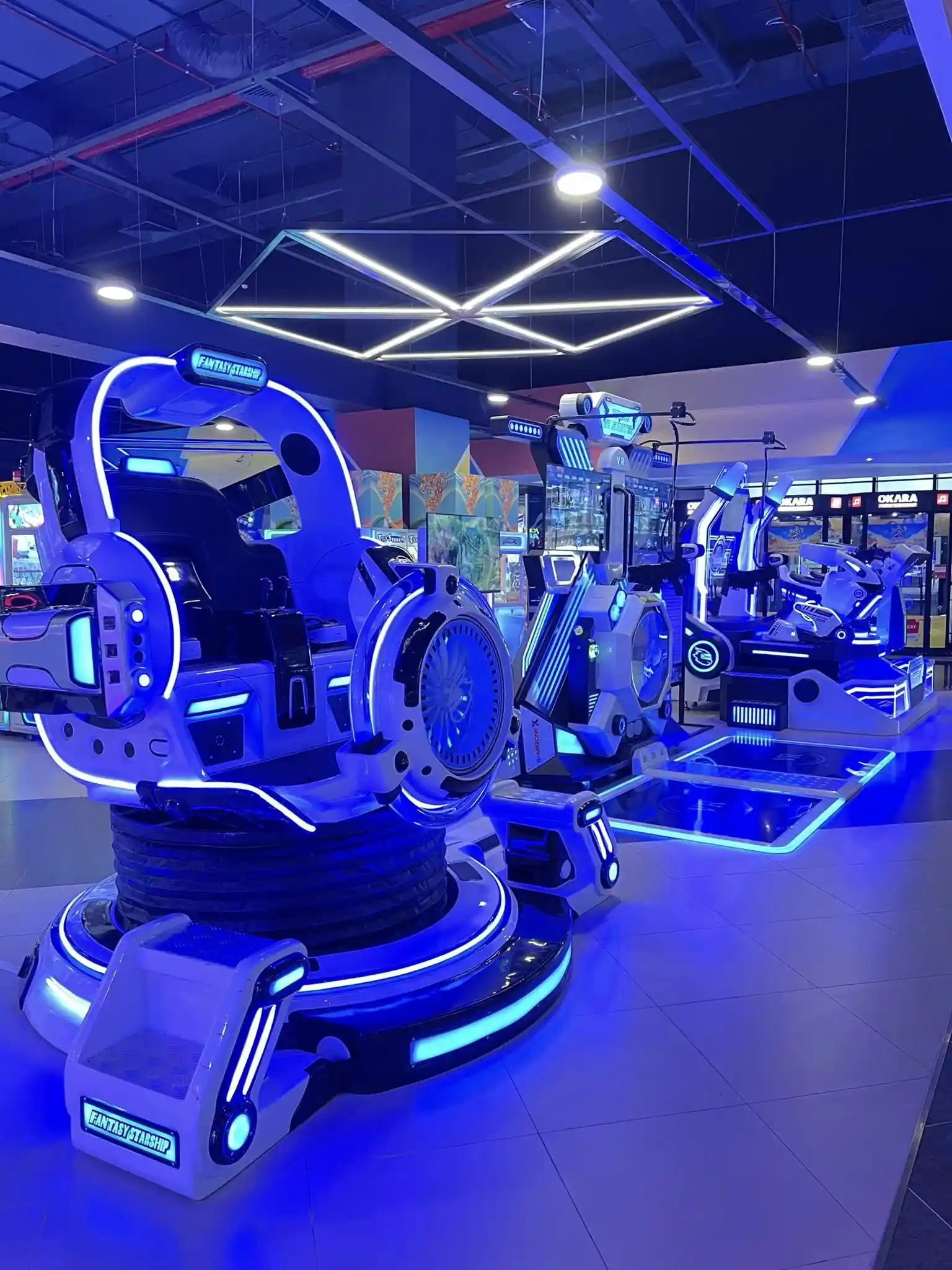 VR аттракционы в Gold Coast Mall Nha Trang